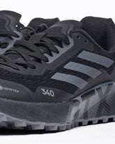 MOI OUTFIT-ADI Terrex Men Black Runners Shoes 40.90