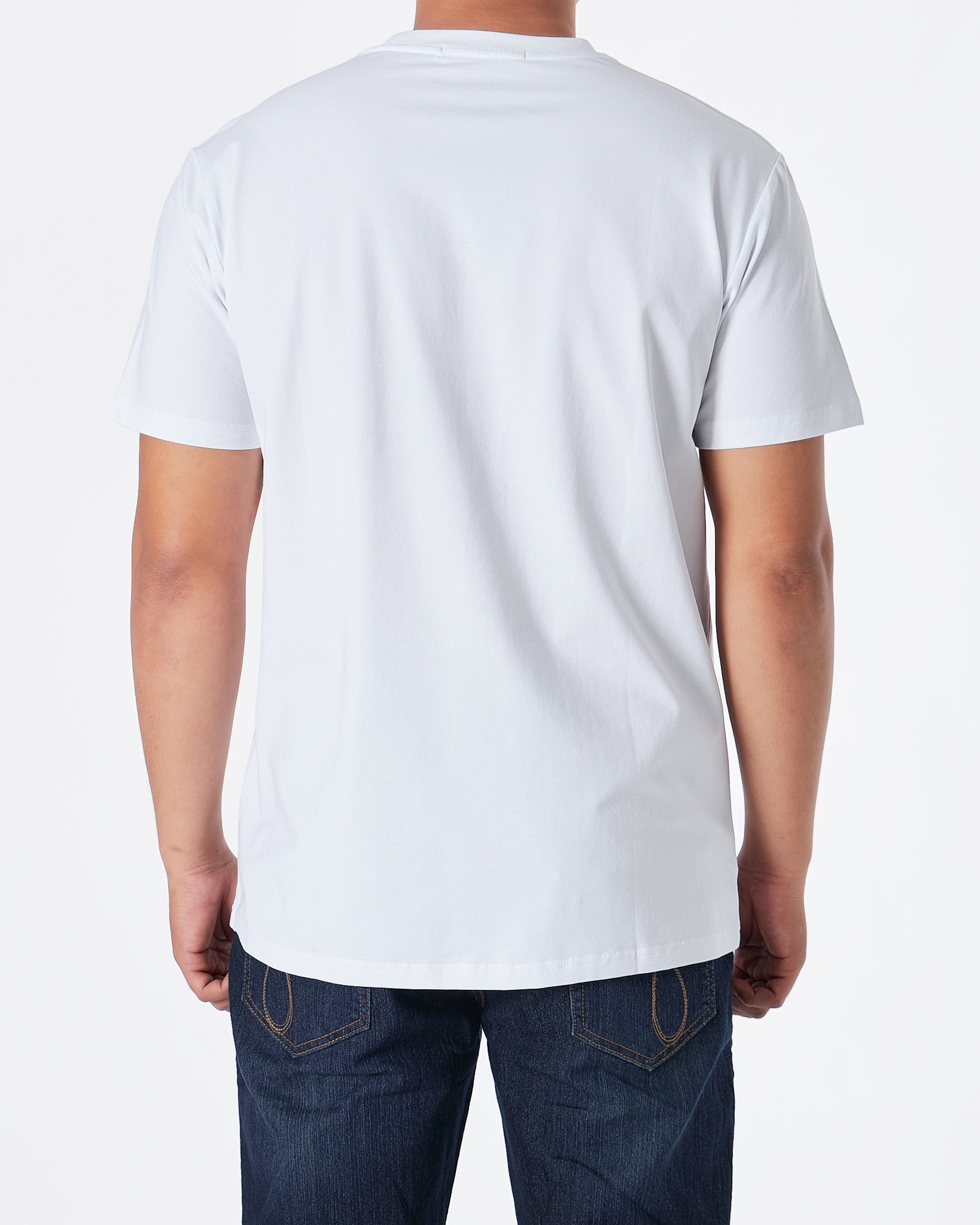 MOI OUTFIT-ARM Exchange Men White T-Shirt 17.90