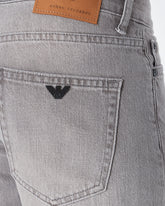MOI OUTFIT-ARM Men Grey Short Jeans 18.90