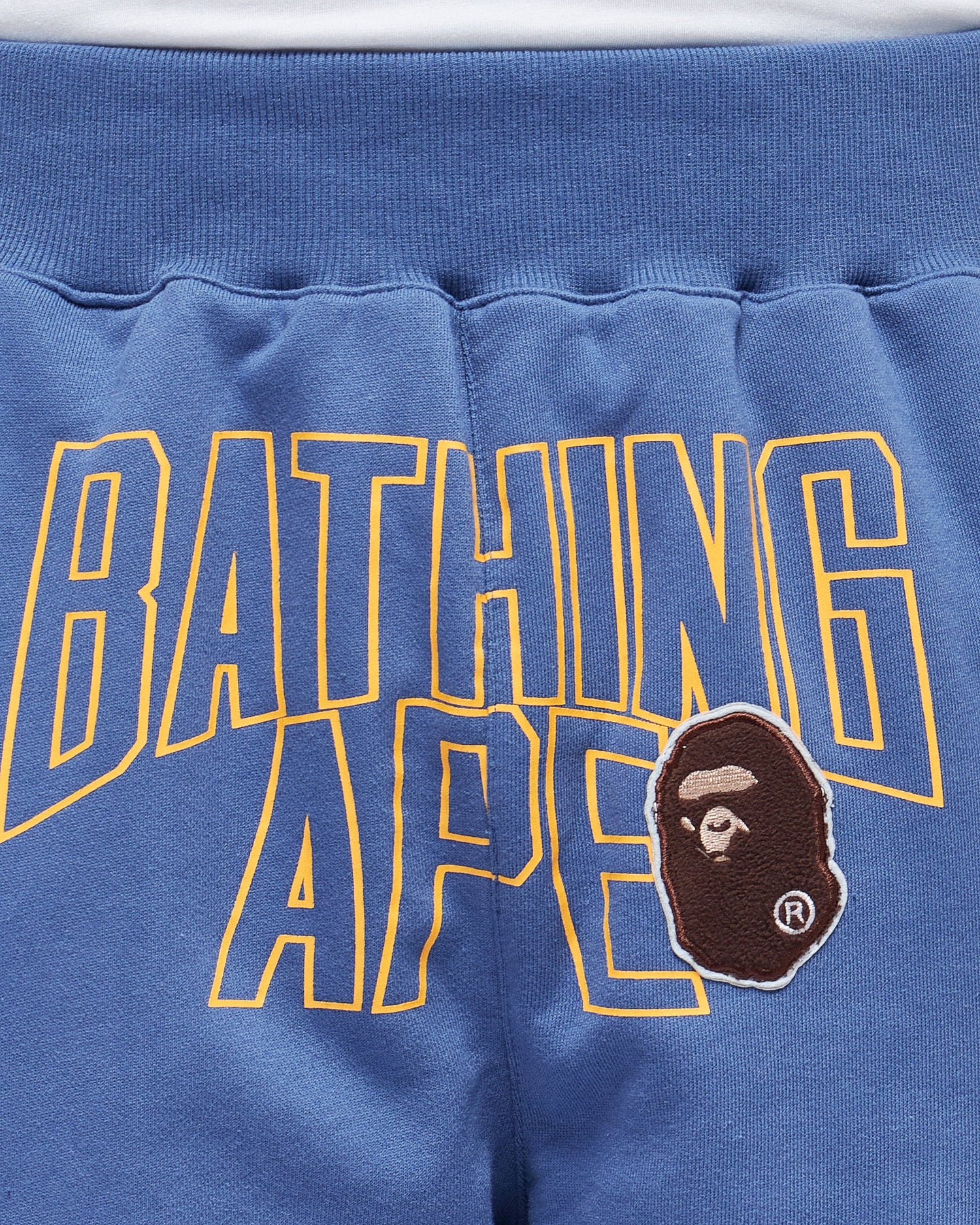 MOI OUTFIT-Bathing Ape Printed Men Shorts 25.90