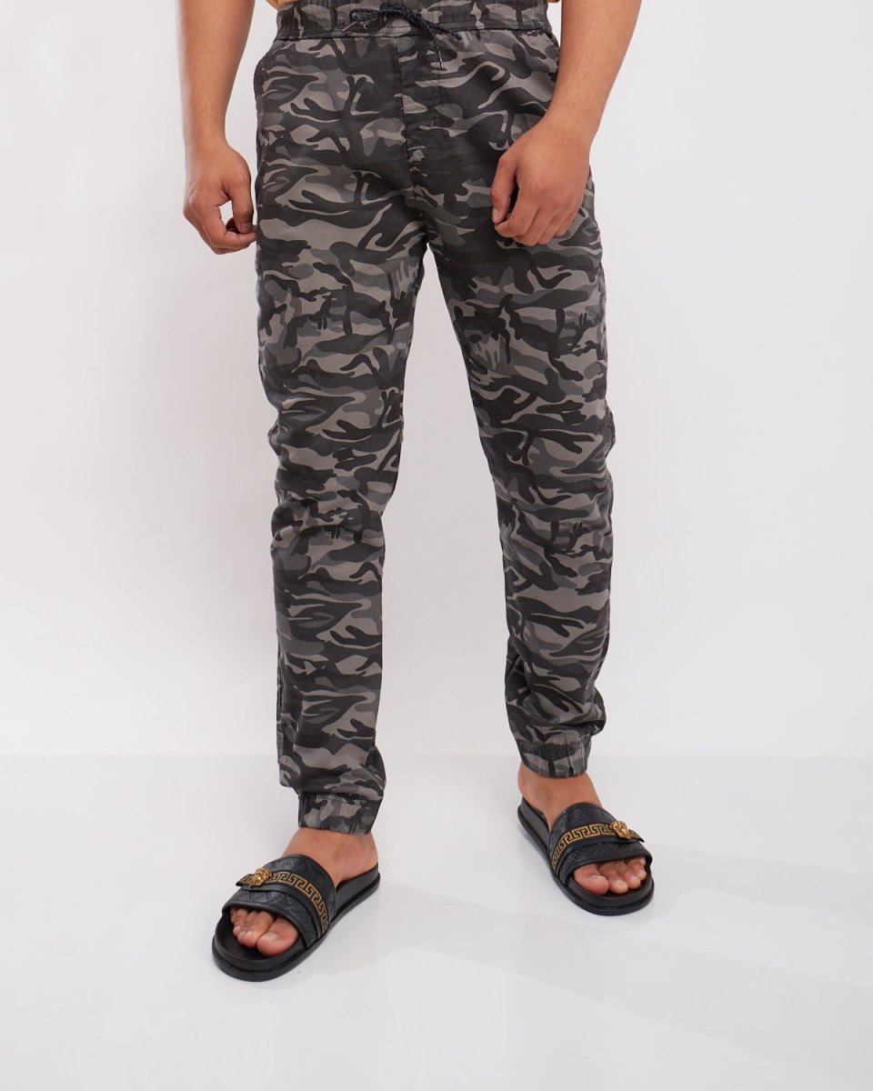 Camo joggers outfit hot sale