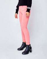 MOI OUTFIT-Candy Color Lady Slim Fit Jean 17.90