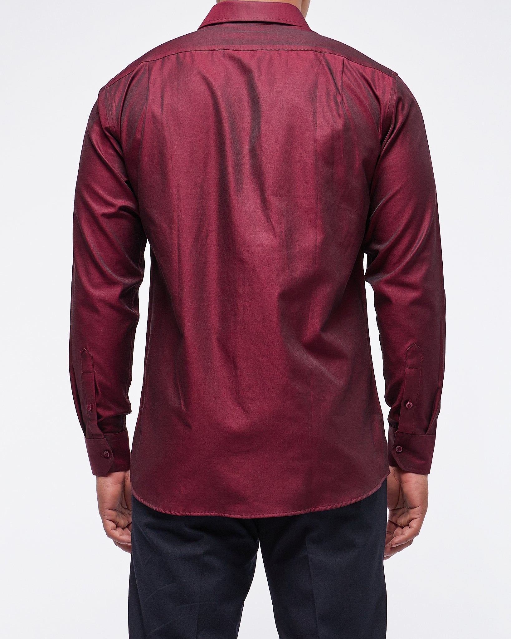 MOI OUTFIT-Casual Men Long Sleeve Shirt Regular Fit 20.90