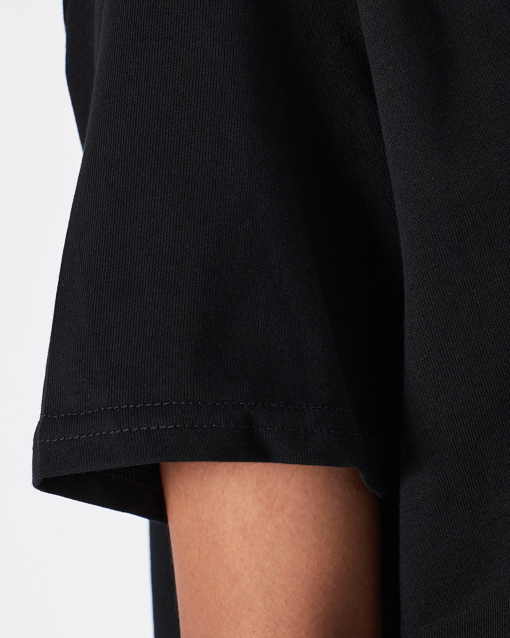 MOI OUTFIT-CC Rhinestone Lady Black T-Shirt 55.90