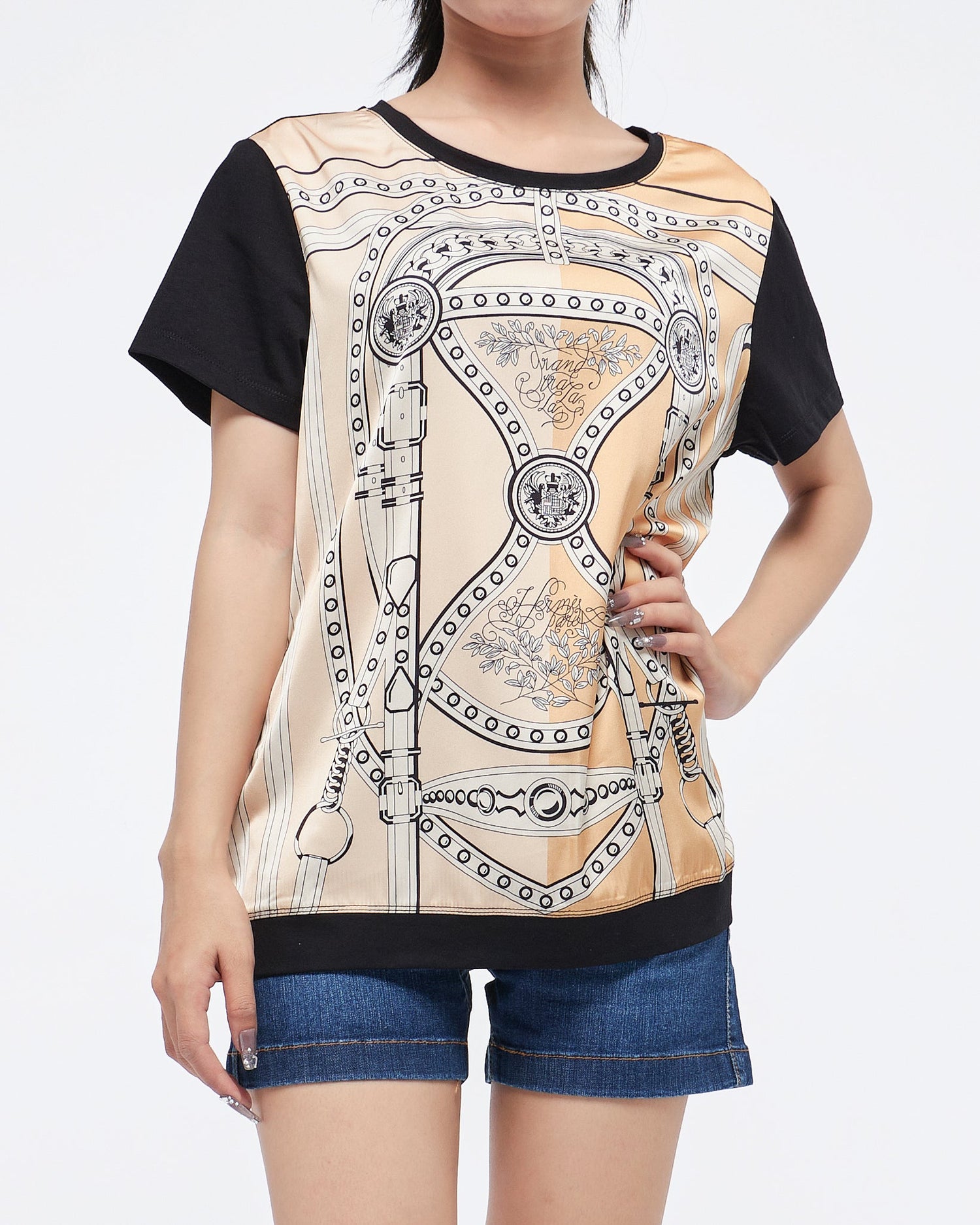 MOI OUTFIT-Chain Over Printed Lady T-Shirt 17.90