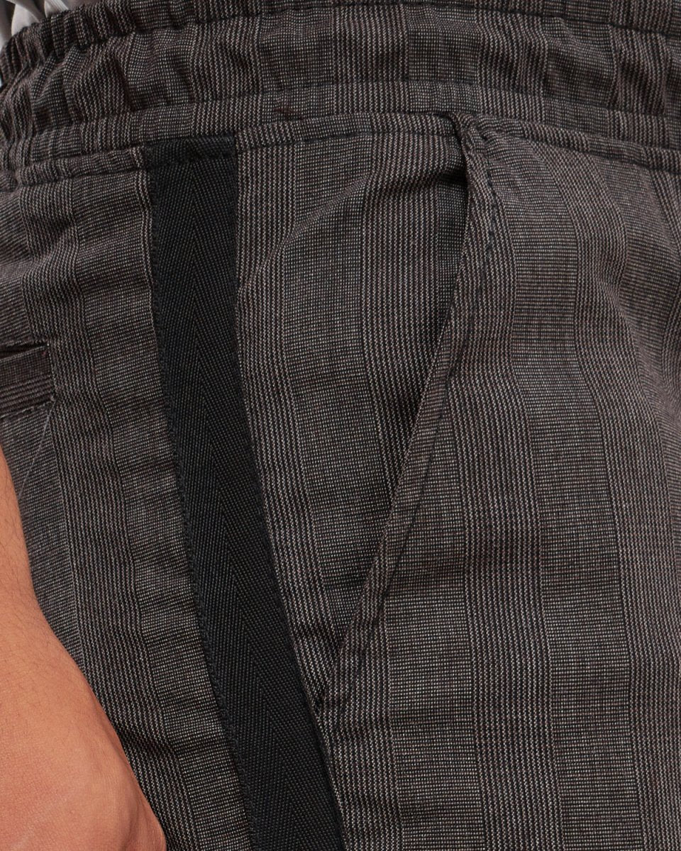 MOI OUTFIT-Checked Side Stripes Men Pants Slim Fit 17.90