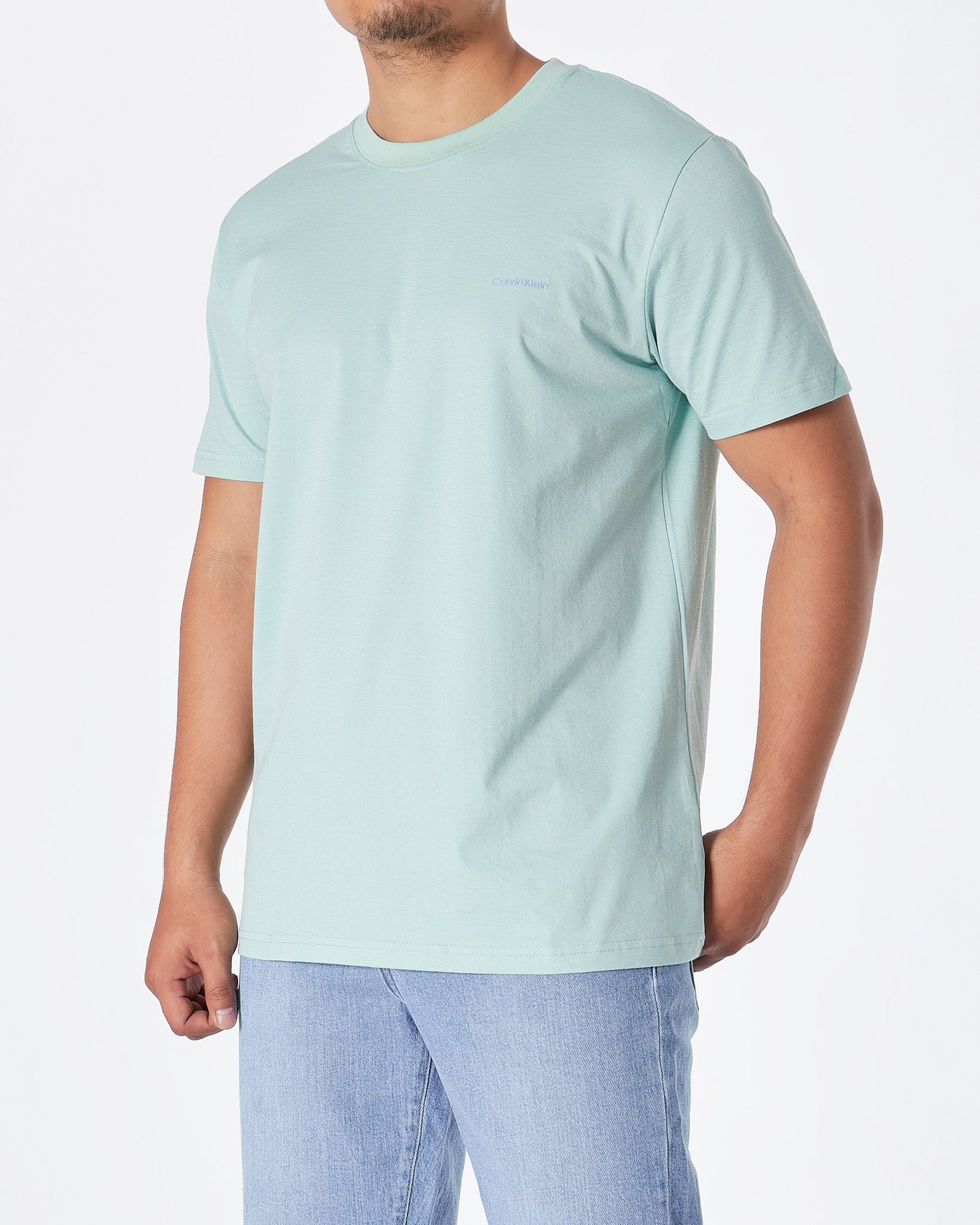 MOI OUTFIT-CK Plain Color Men Green T-Shirt 15.90