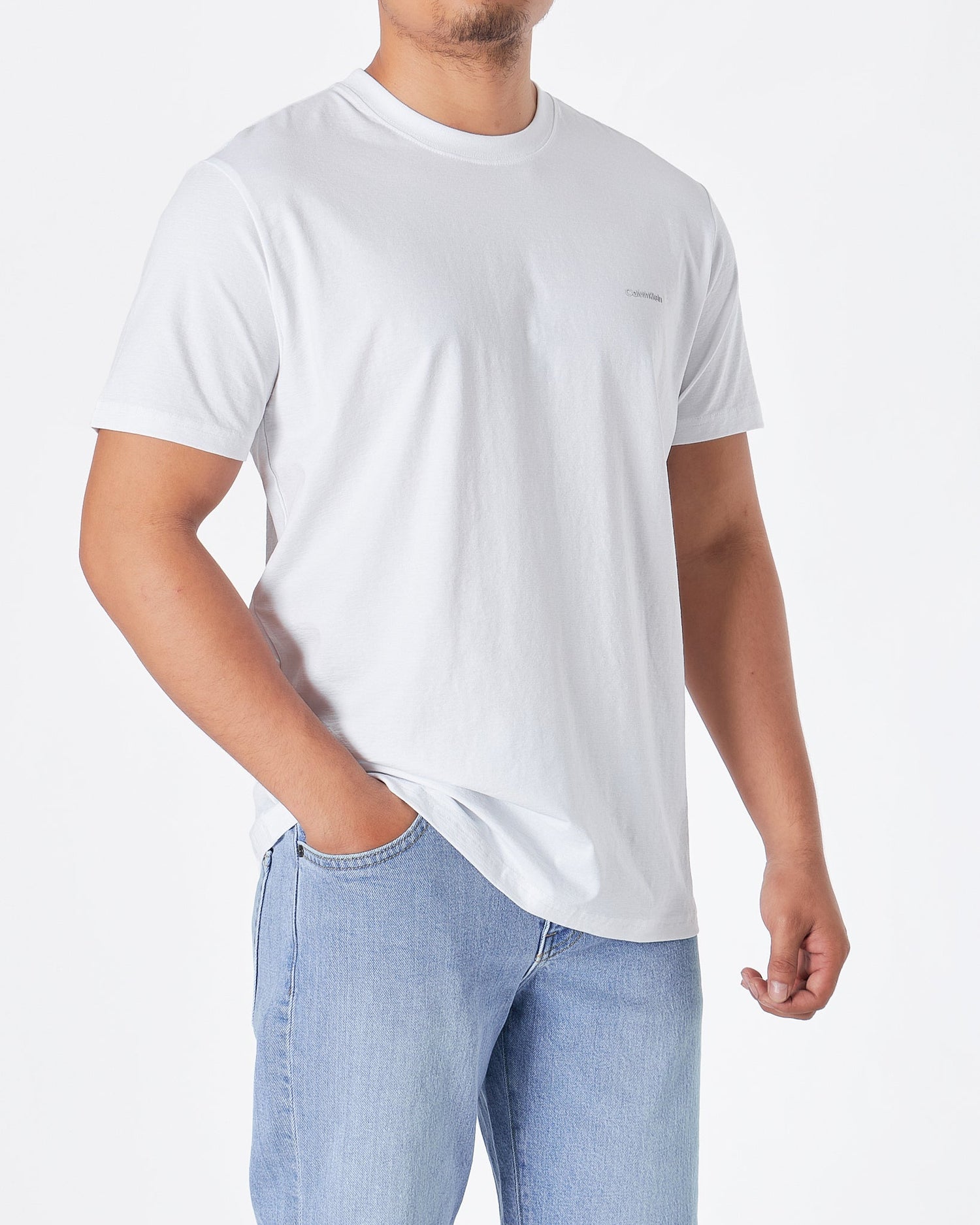 MOI OUTFIT-CK Plain Color Men White T-Shirt 15.90