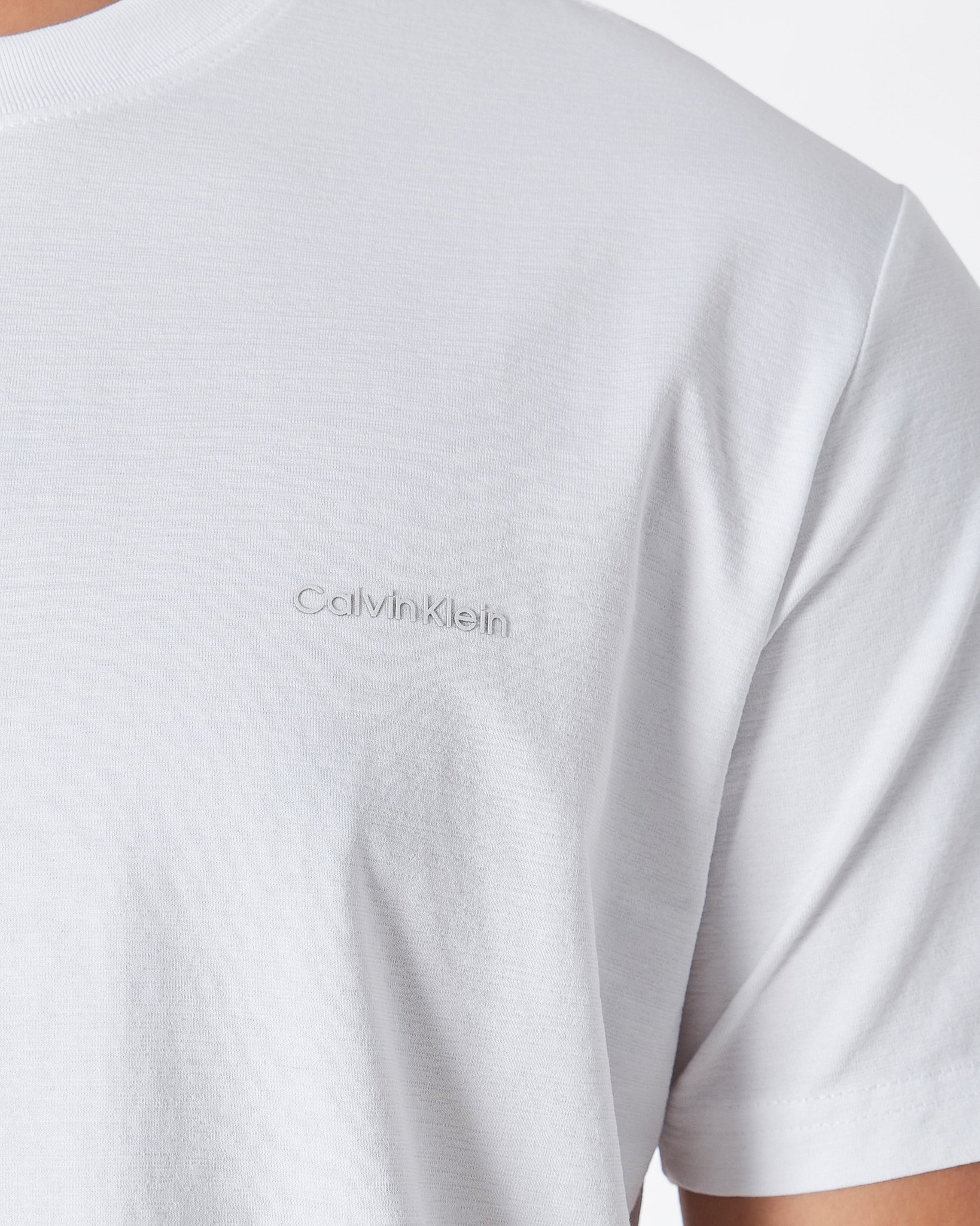 MOI OUTFIT-CK Plain Color Men White T-Shirt 15.90