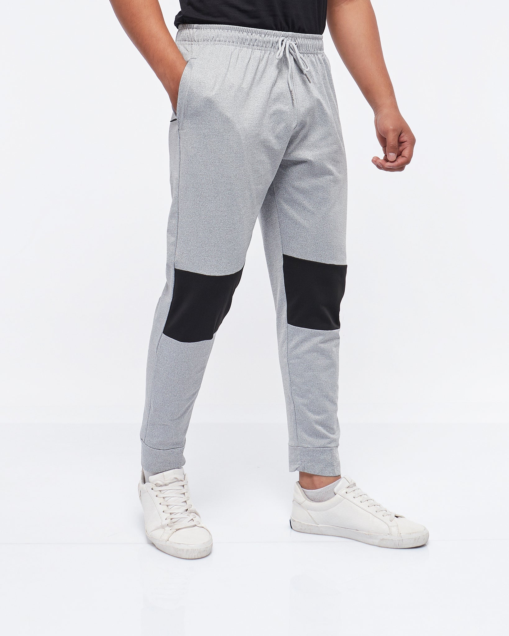 Color Block Logo Embroidered Men Joggers 19.90 MOI OUTFIT