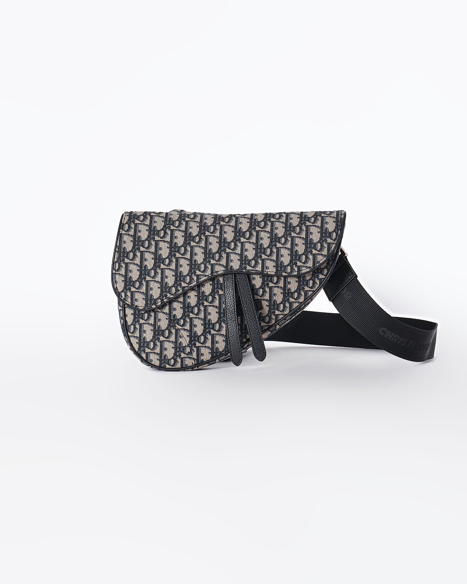 Dior Saddle Bag 219 - MOI OUTFIT