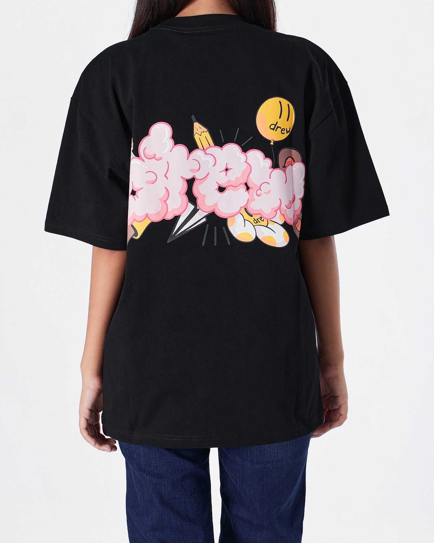 MOI OUTFIT-DRE Cloudy Back Unisex Black T-Shirt 20.90