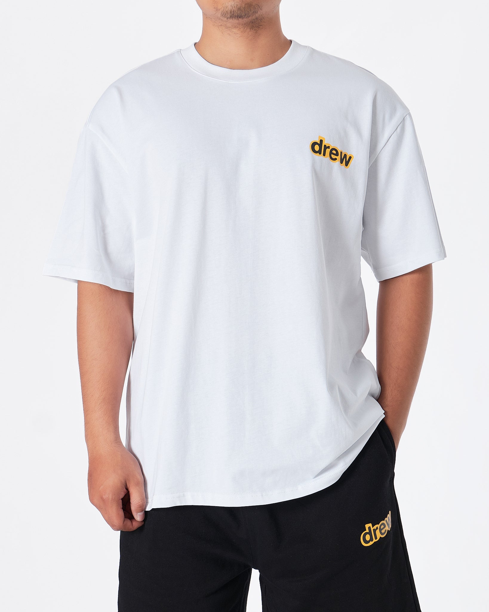 MOI OUTFIT-DRE Cloudy Back Unisex White T-Shirt 20.90