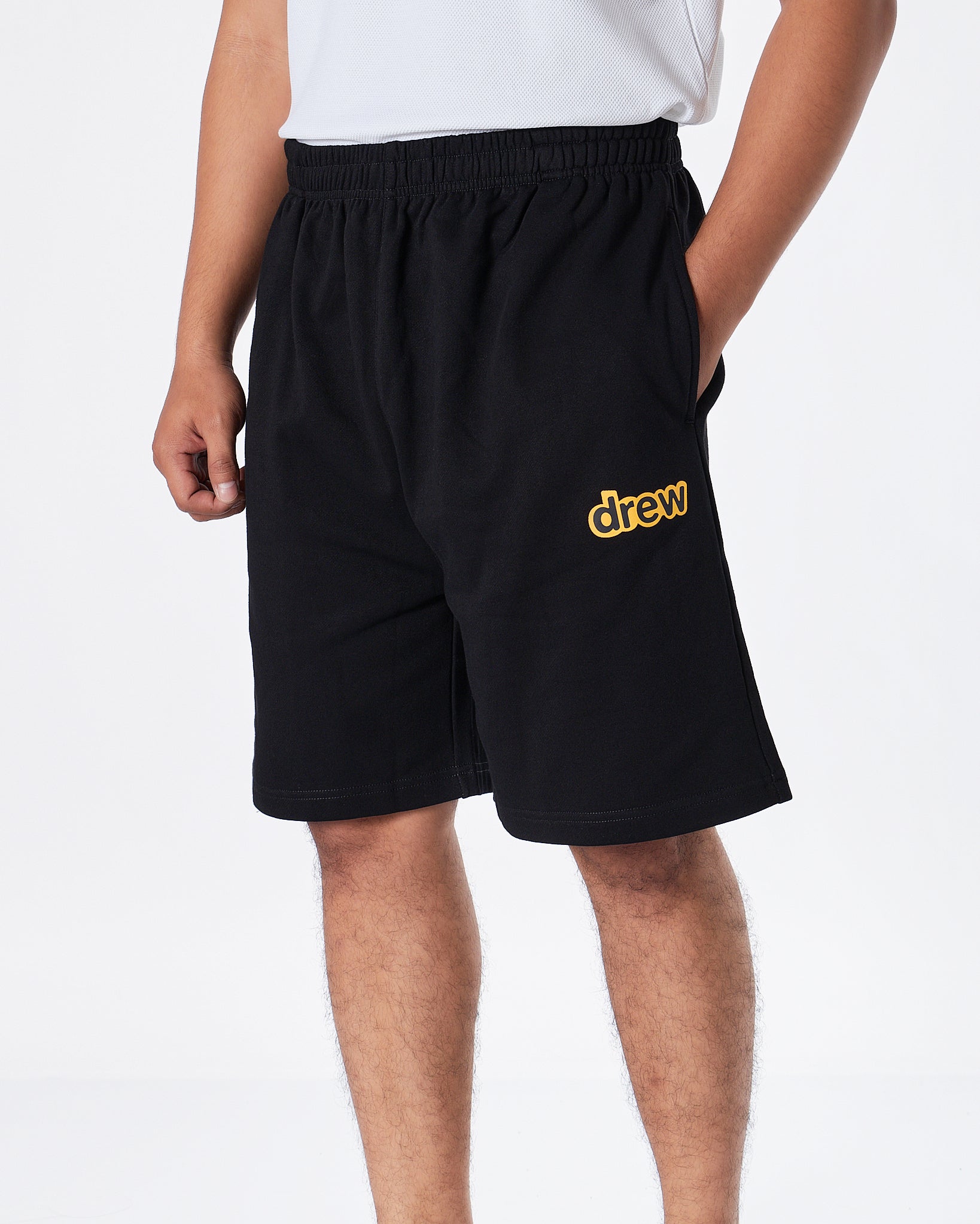MOI OUTFIT-DRE Men Black Shorts 22.90