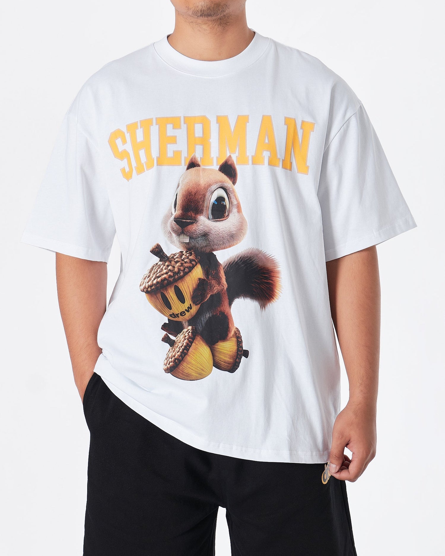 MOI OUTFIT-DRE Squirrel Sherman Unisex White T-Shirt 20.90