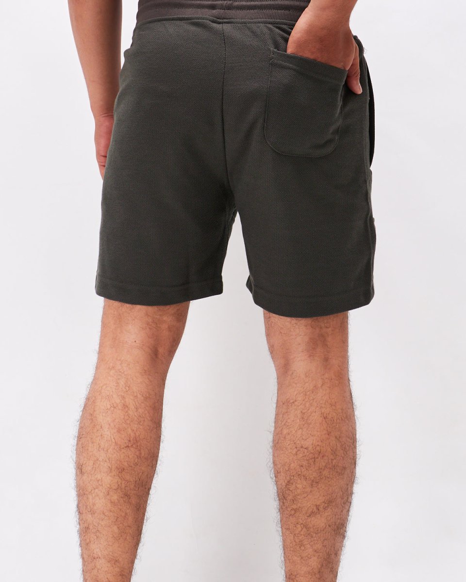 MOI OUTFIT-Elastic Relax Fit Men Short 17.50