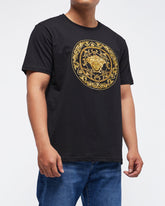 MOI OUTFIT-Embroidered Medusa Logo Men T-Shirt 24.90