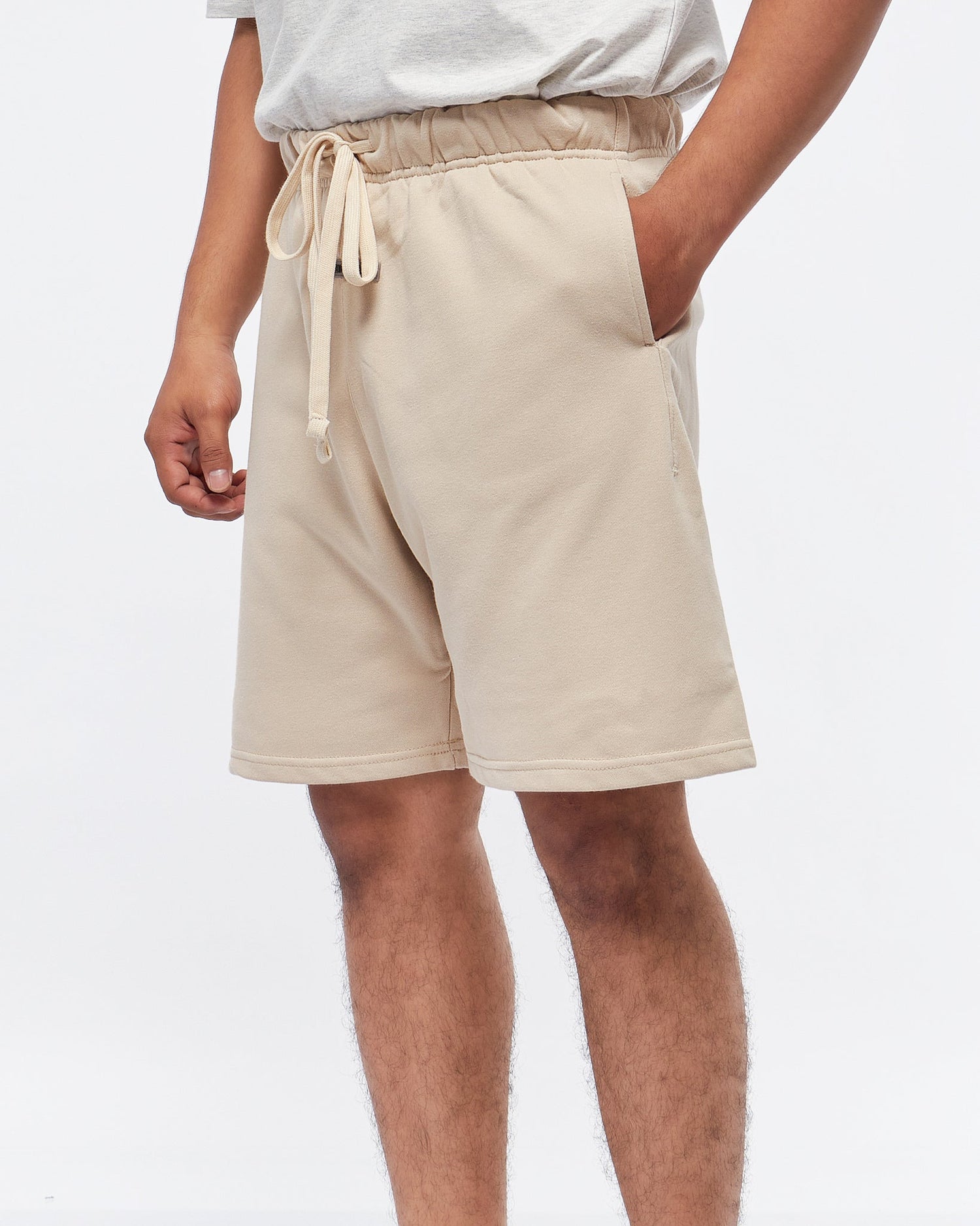 MOI OUTFIT-Essentials Logo Printed Men Shorts 19.90