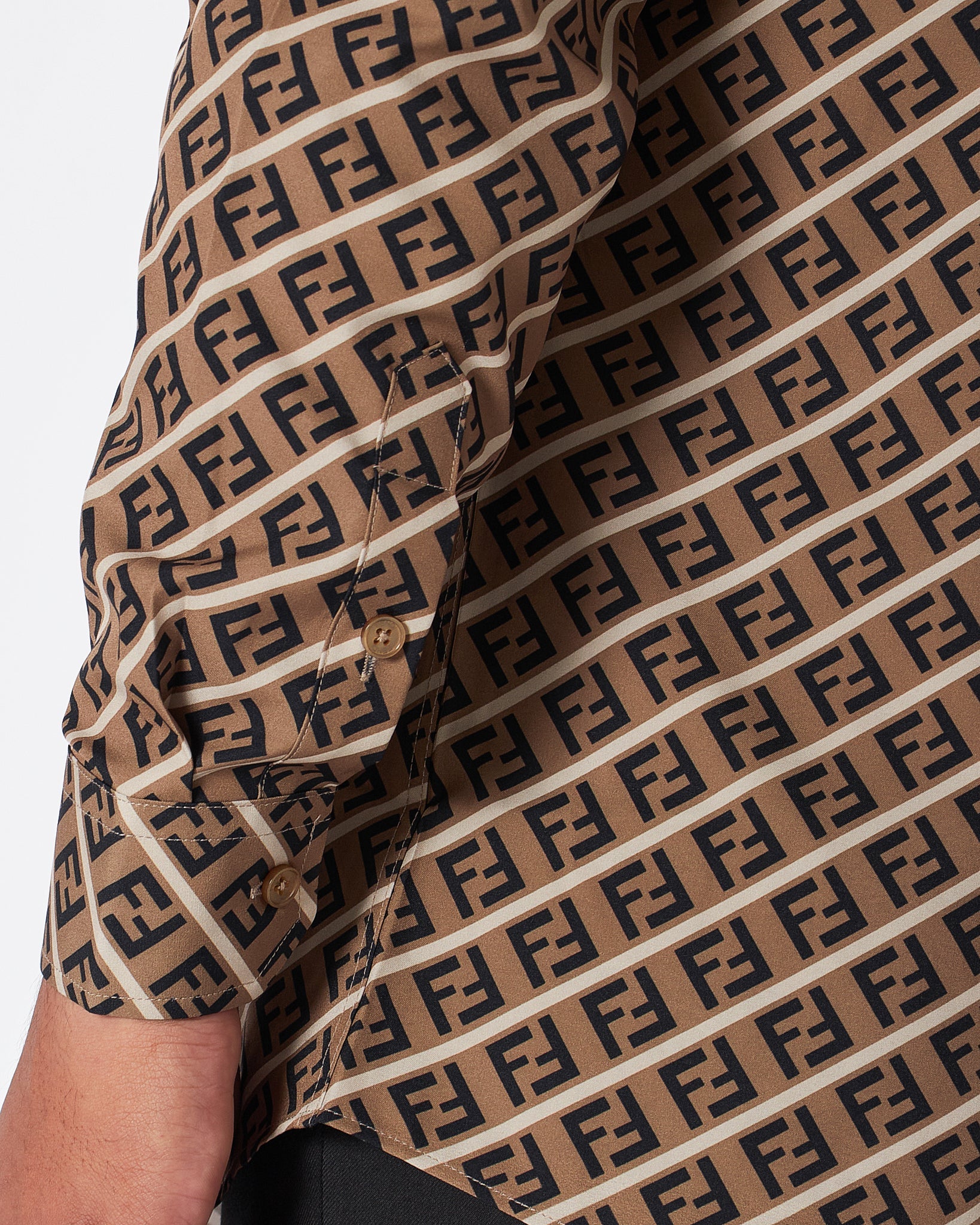 MOI OUTFIT-FF Monogram Men Shirts Long Sleeve 69.90