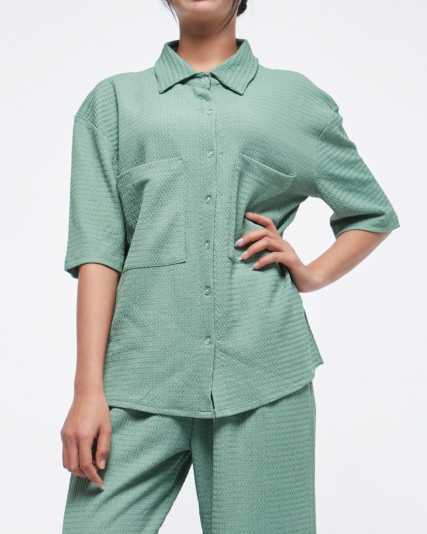 MOI OUTFIT-Front Pocket Lady Shirt Short Sleeve 12.90
