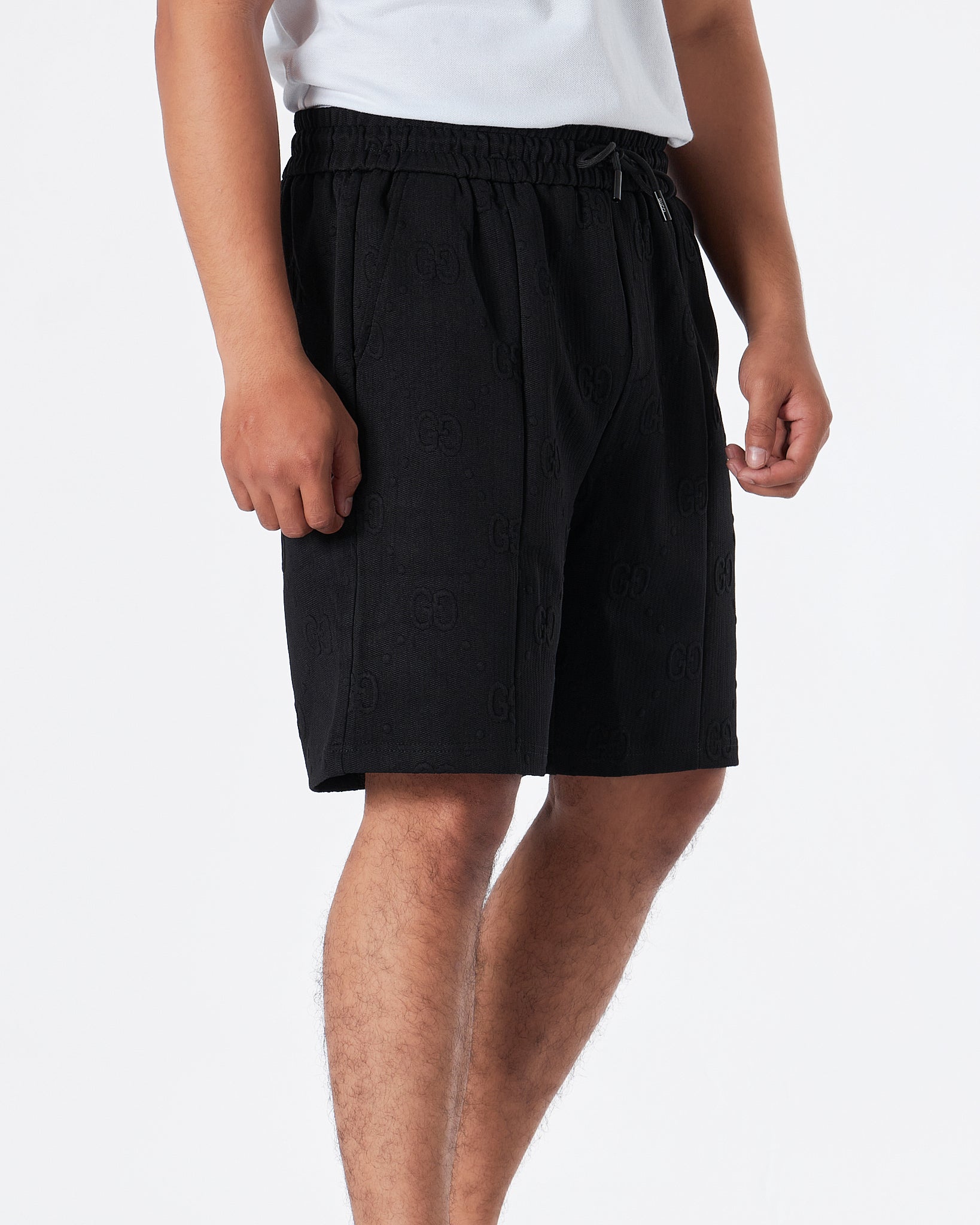 MOI OUTFIT-GG Monogram Embossed Men Shorts 49.90