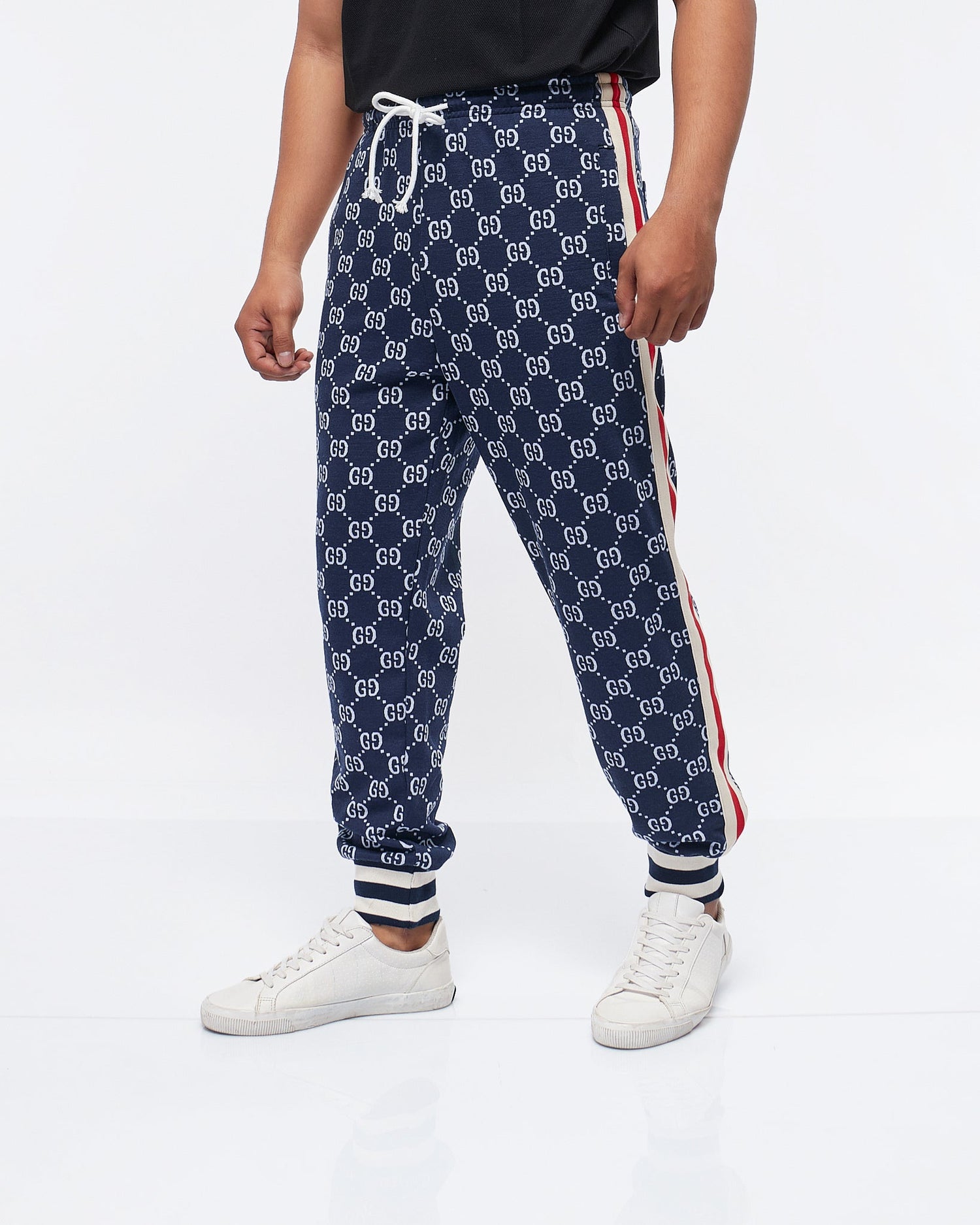MOI OUTFIT-GG Monogram Over Printed Men Joggers 35.90