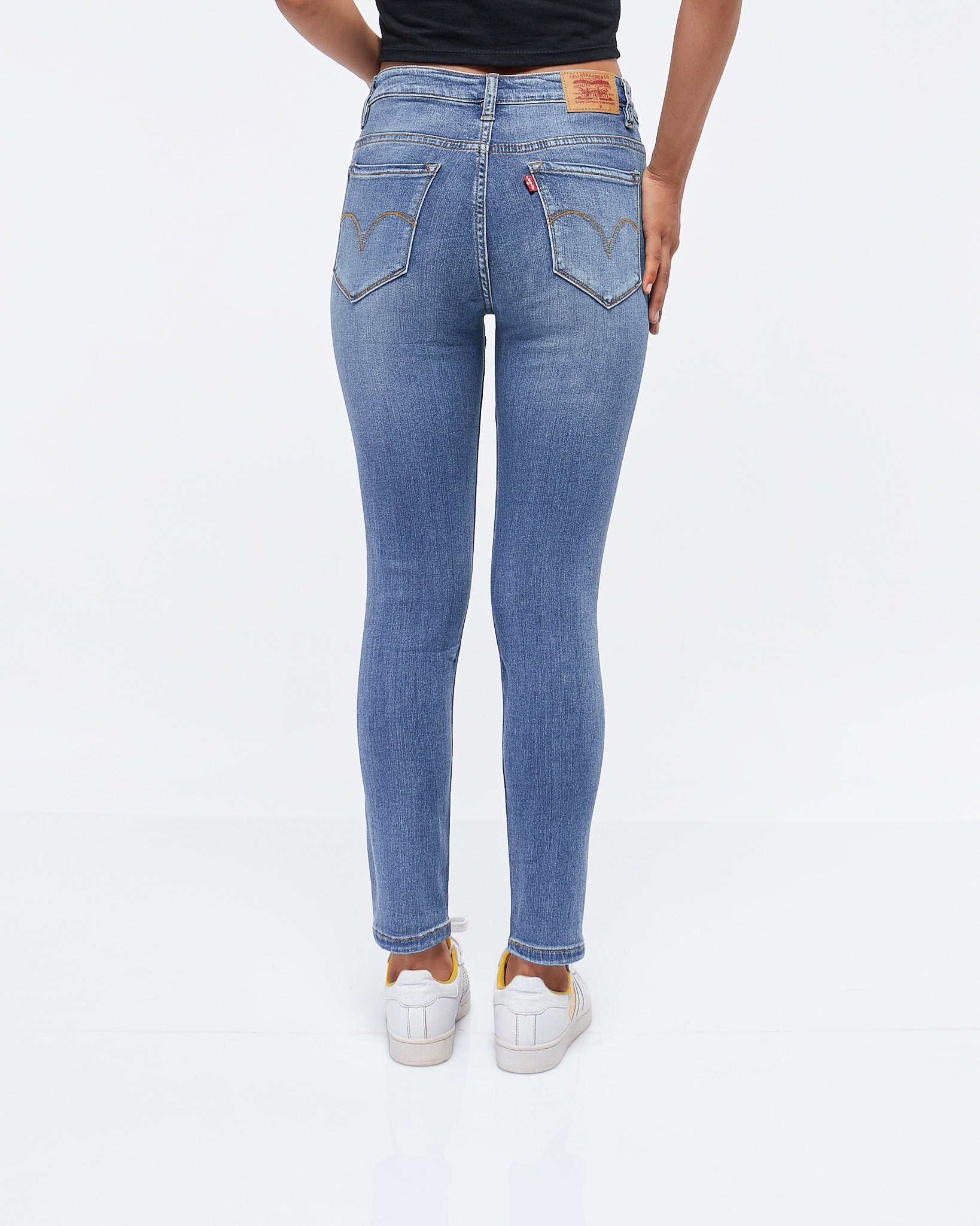 MOI OUTFIT-High Rise Slim Fit 711 Lady Jeans 18.90