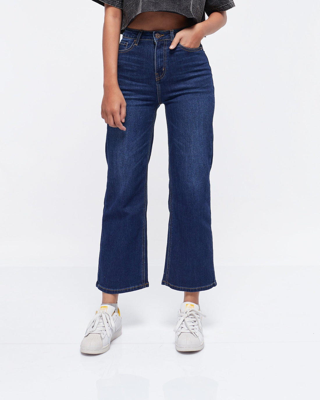 MOI OUTFIT-High Waist Wide Leg Lady Jeans 19.90