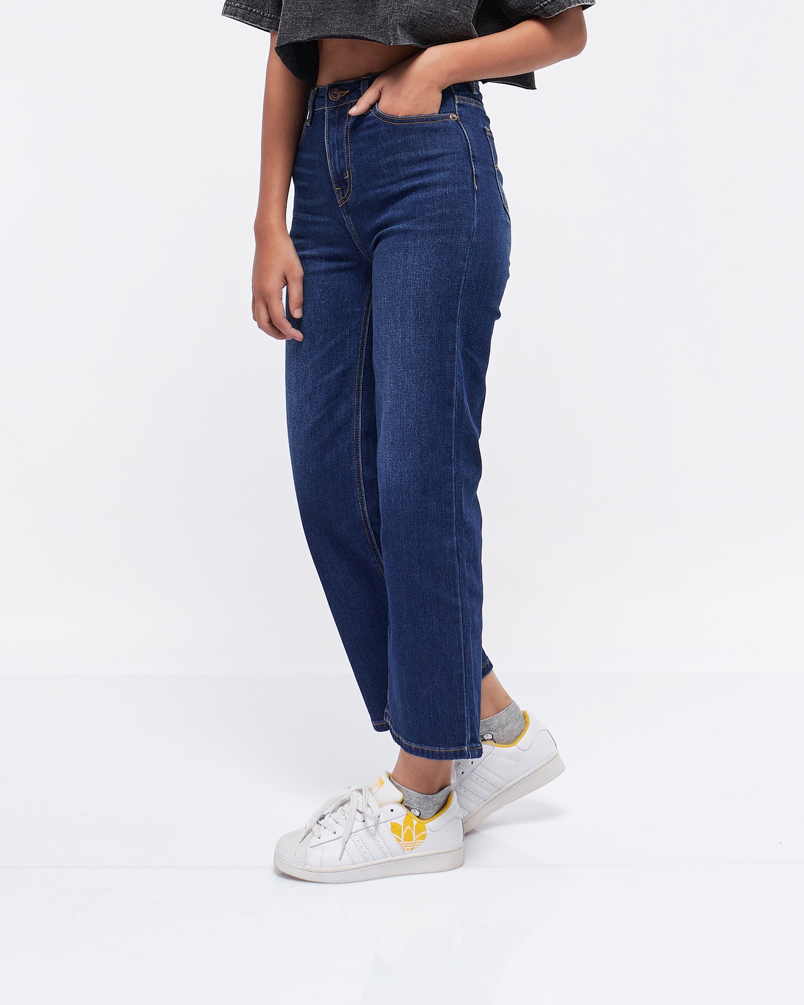 MOI OUTFIT-High Waist Wide Leg Lady Jeans 19.90