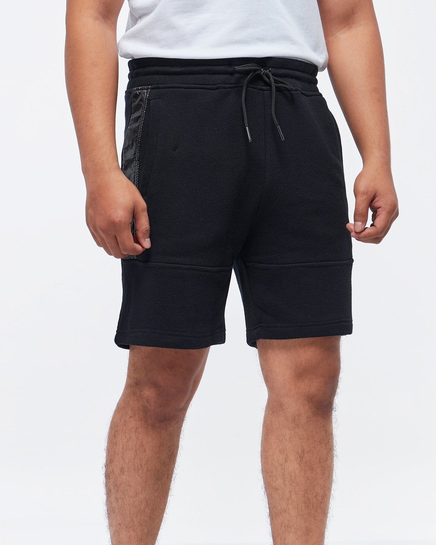 MOI OUTFIT-Leather Side Striped Men Shorts 15.90