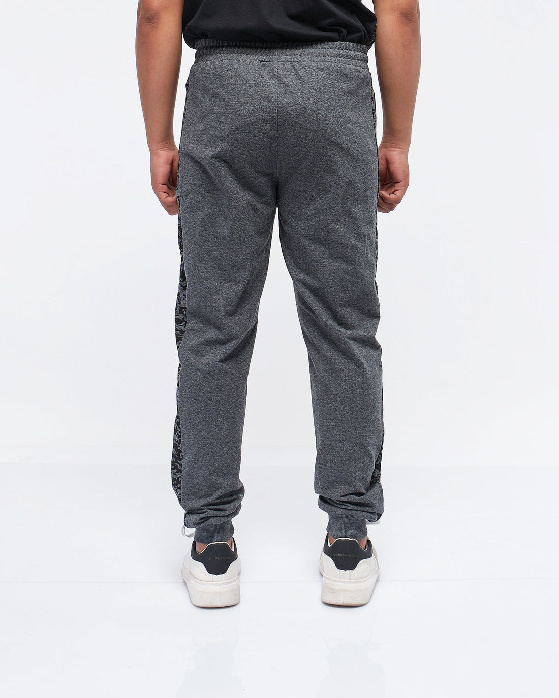 MOI OUTFIT-Leopard Side Striped Men Joggers 18.90