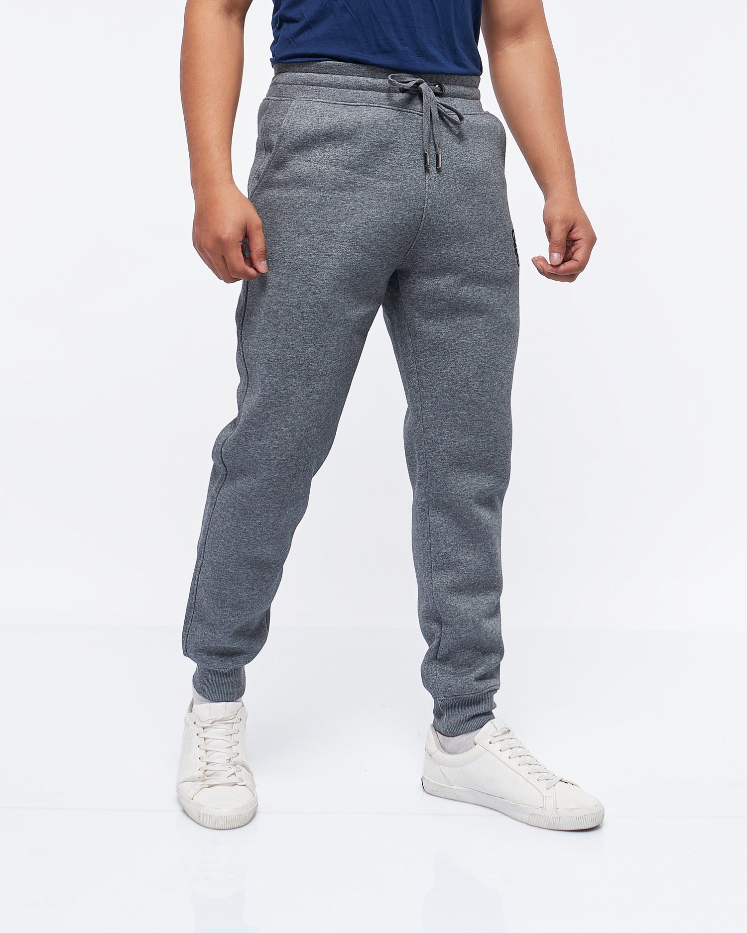 MOI OUTFIT-Loewe Logo Embroidered Men Jogger 38.90