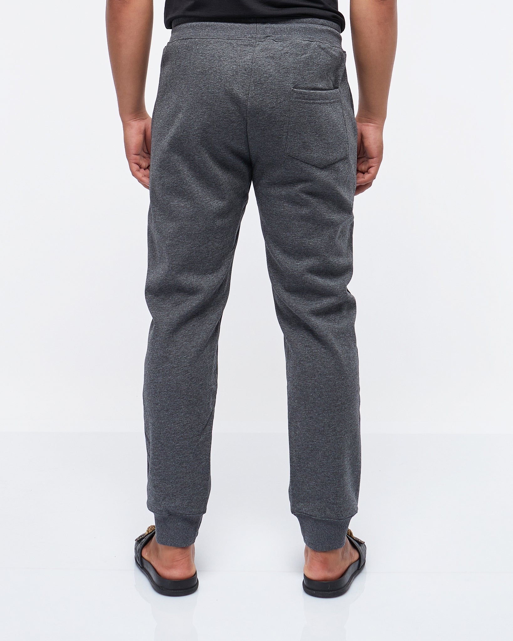 MOI OUTFIT-Logo Embroidered Men Jogger 28.90
