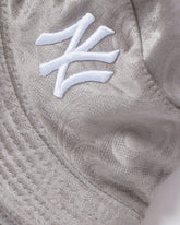 MOI OUTFIT-Logo Embroidered Velvet Bucket Hat 13.50