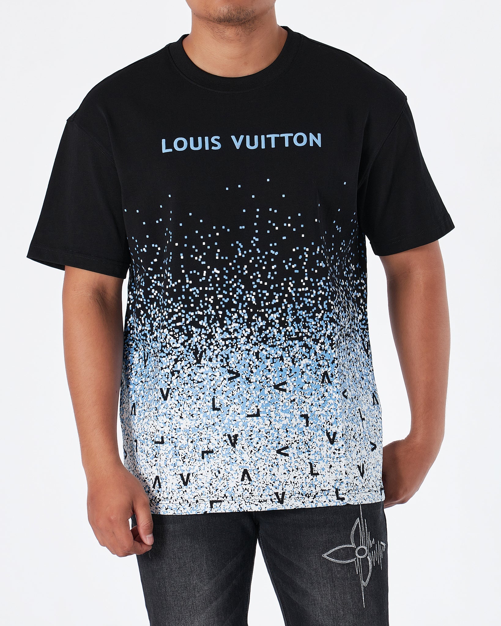 louis vuitton LV planes printed t-shirt  Graphic prints, Louis vuitton,  Instagram photo