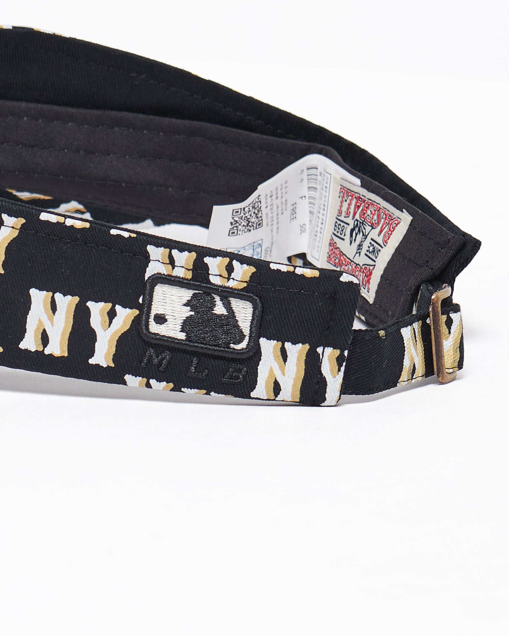MOI OUTFIT-NY Logo Embroidered Unisex Half Cap 9.90