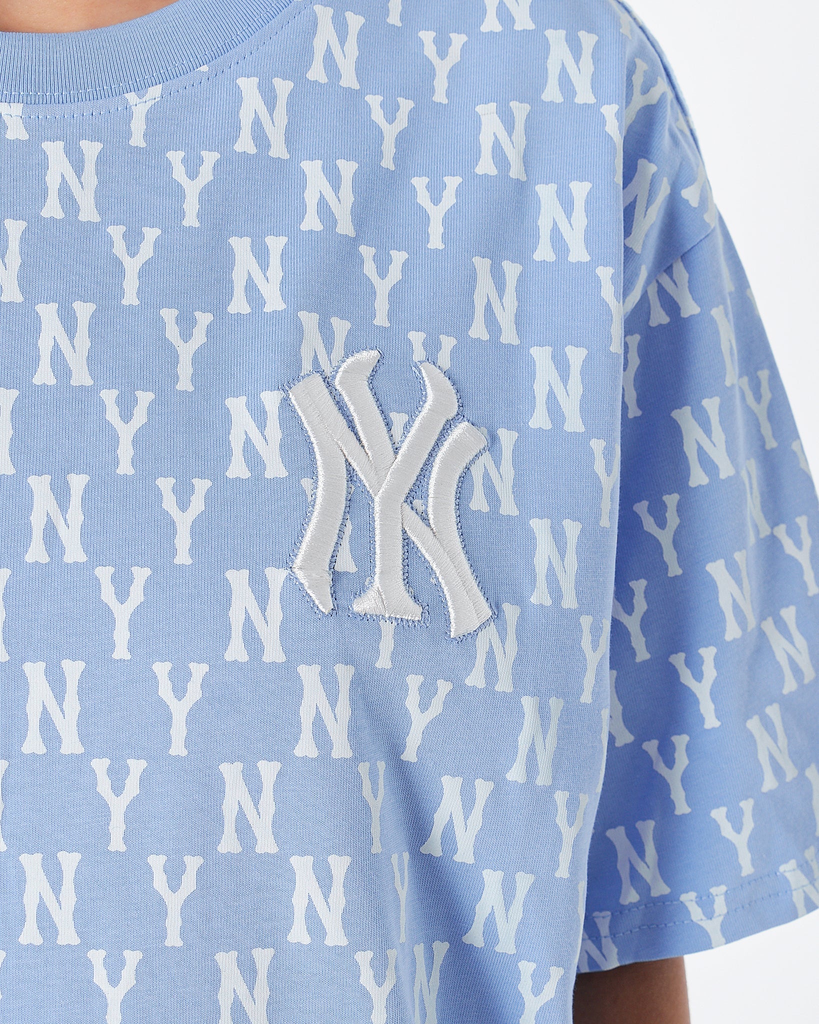 MOI OUTFIT-NY Monogram Unisex Blue T-Shirt 19.90
