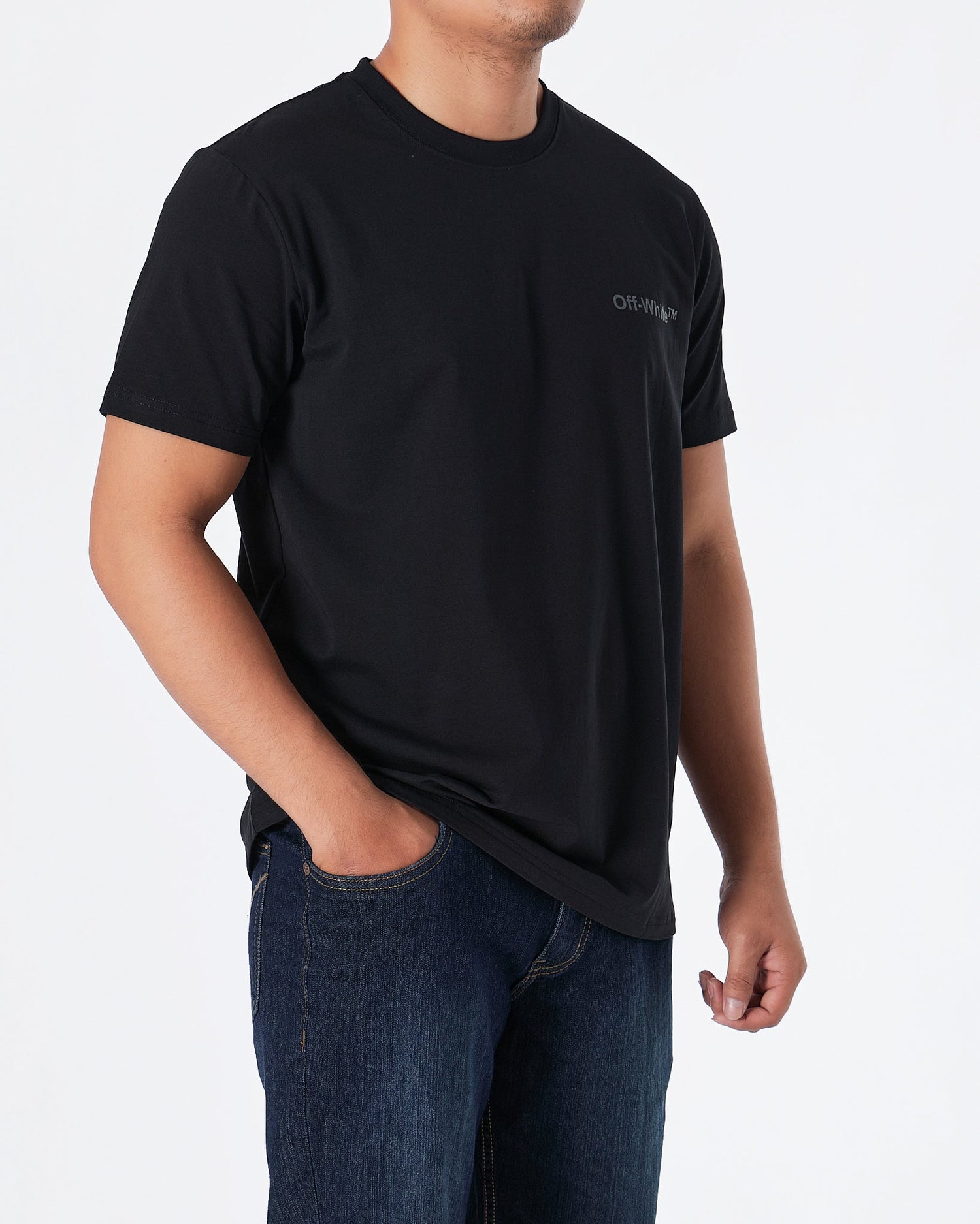 MOI OUTFIT-OW Men Black T-Shirt 17.90
