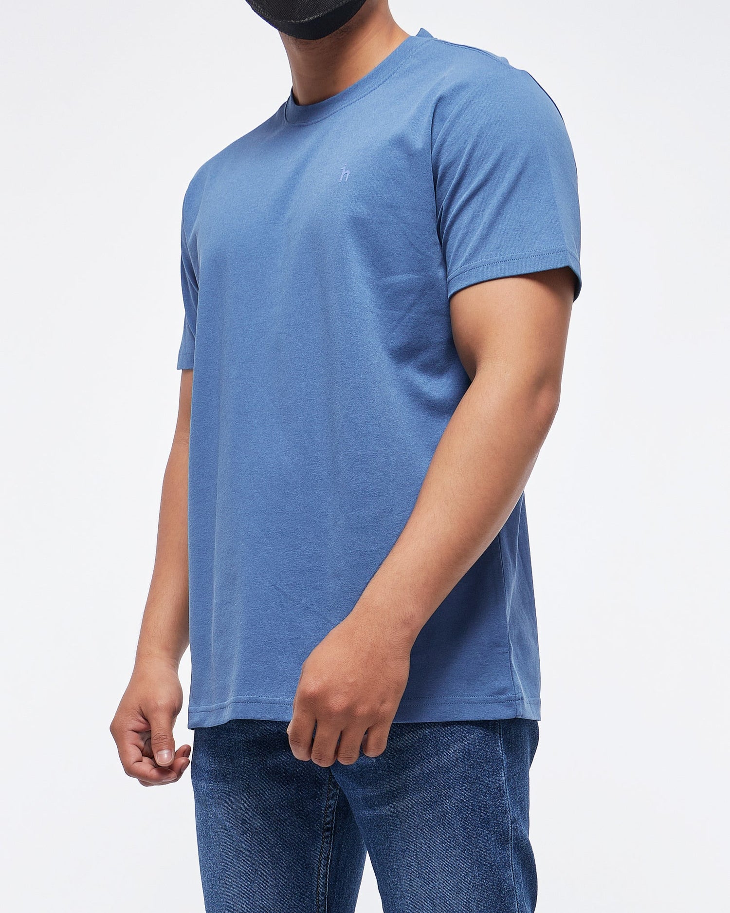 MOI OUTFIT-Plain Color Men T-Shirt 14.90