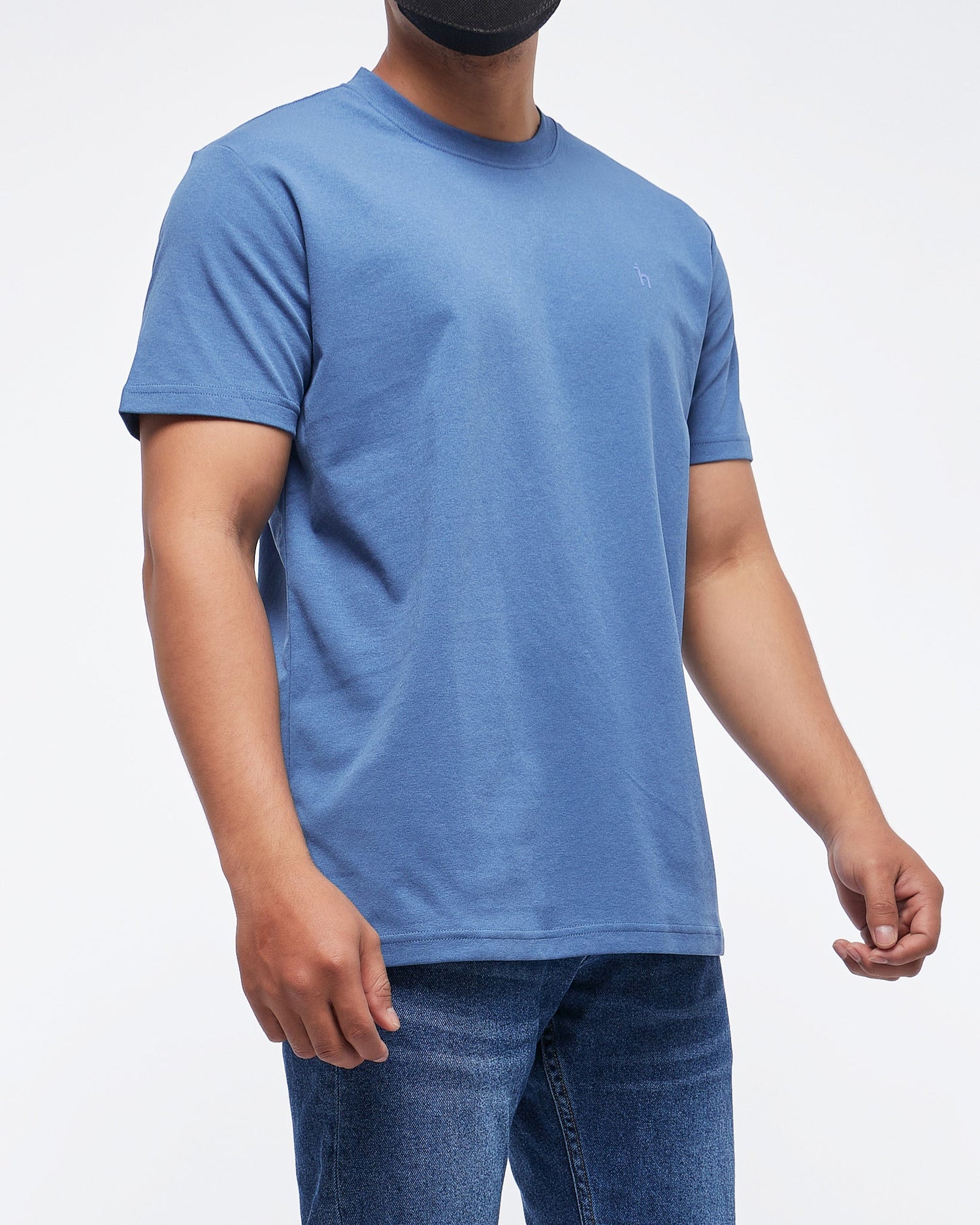 MOI OUTFIT-Plain Color Men T-Shirt 14.90