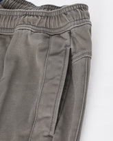 MOI OUTFIT-Ralph Above Knee Men Grey Shorts 17.50