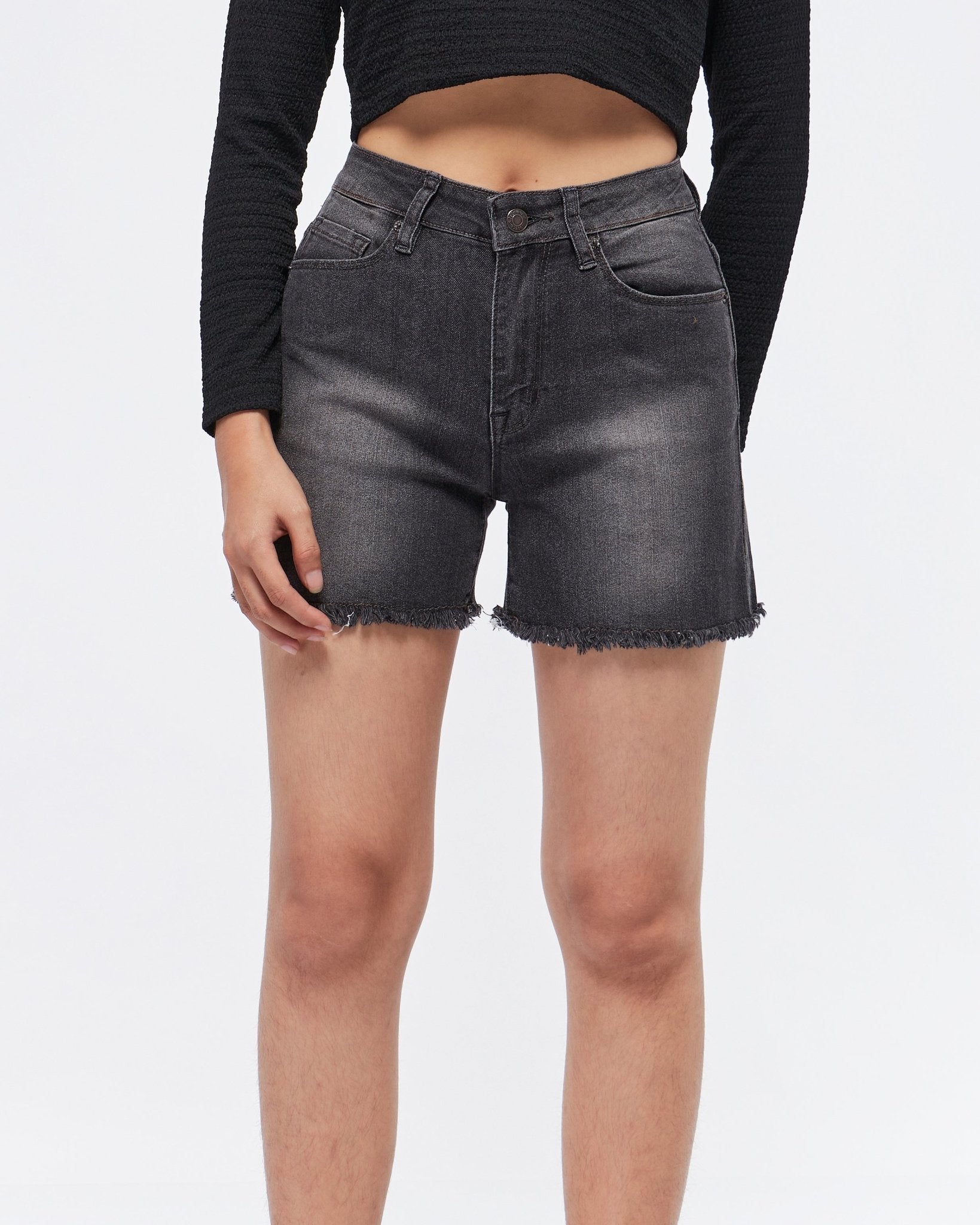 MOI OUTFIT-Raw Hem Lady Short Jeans 14.90