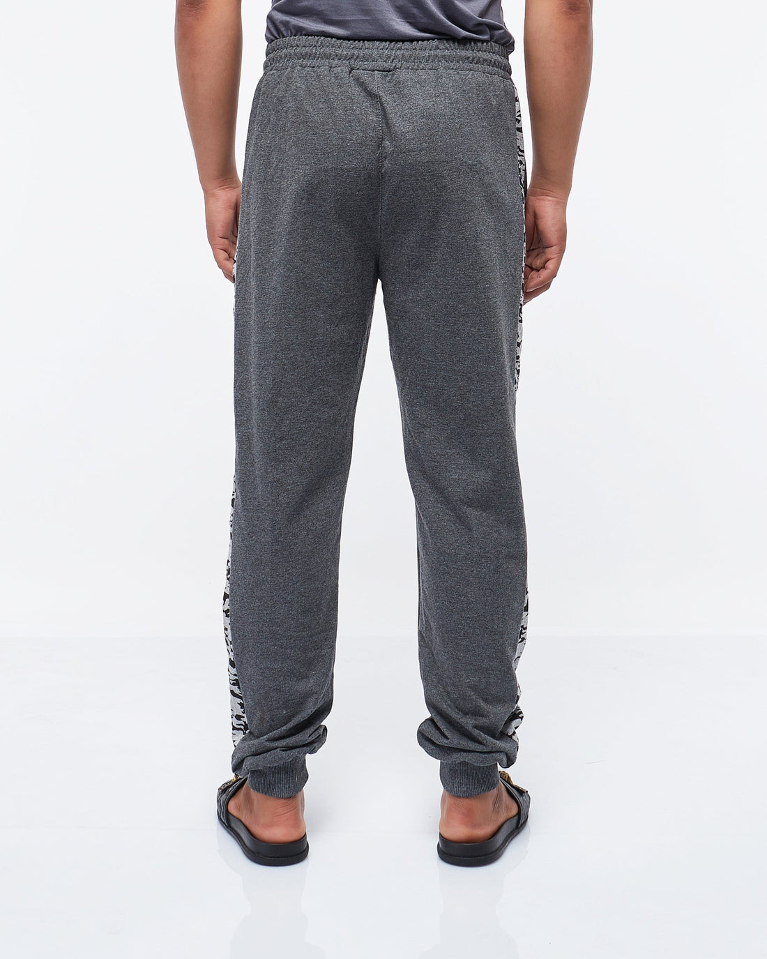 MOI OUTFIT-Side Leopard Stripe Printed Men Jogger 19.90