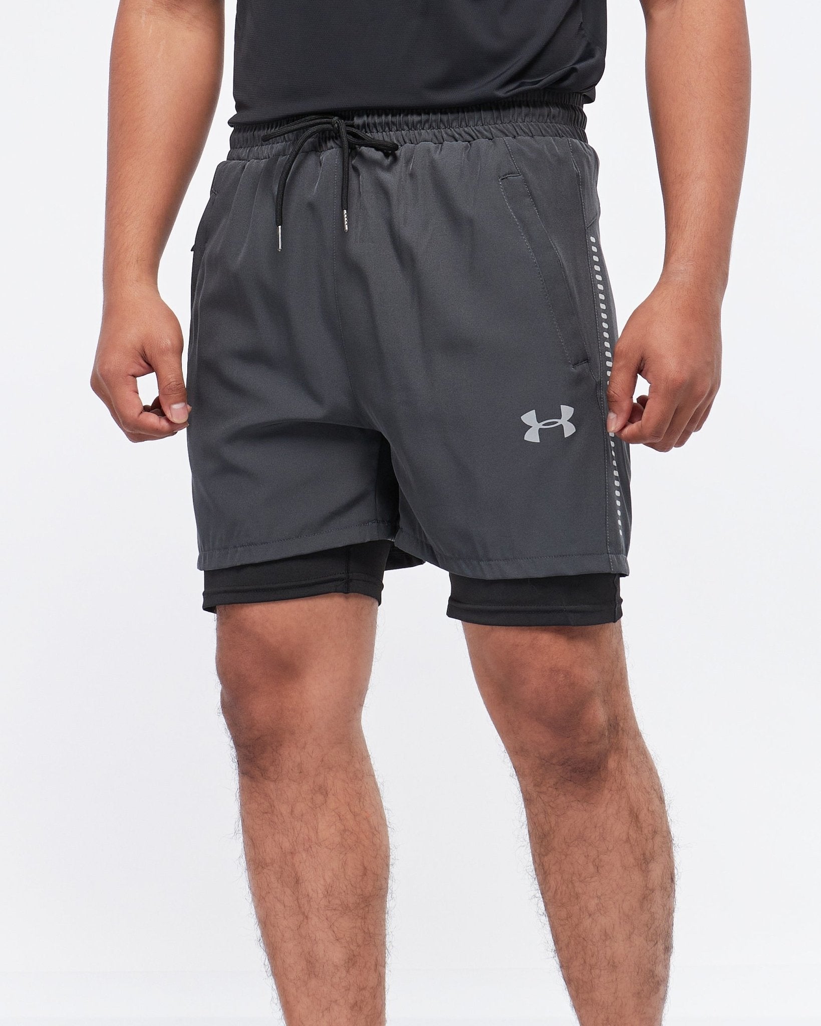 MOI OUTFIT-Side Stripes Printed 2 in 1 Men Sport Shorts 13.90