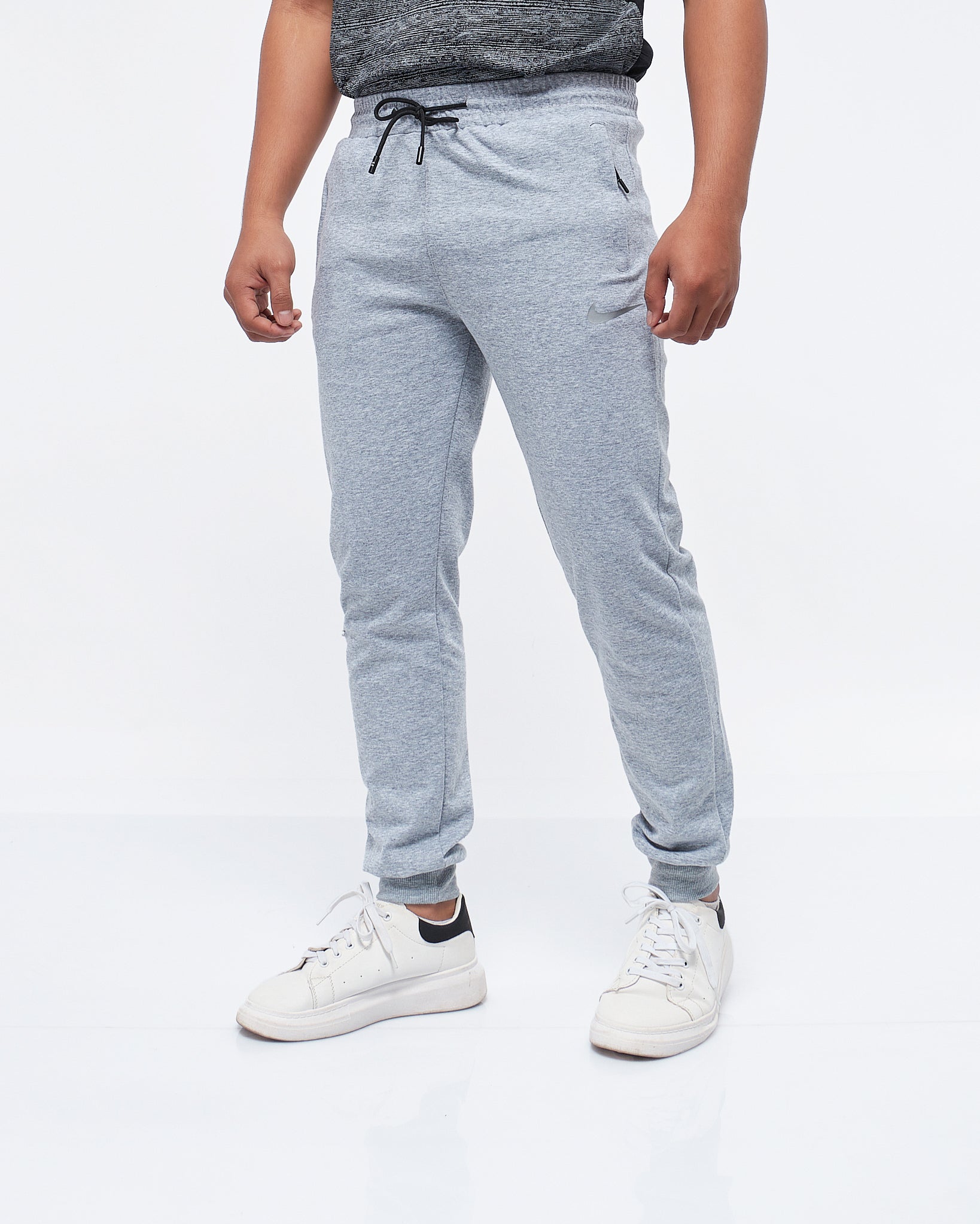 MOI OUTFIT-Small Swooh Printed Men Joggers 15.90