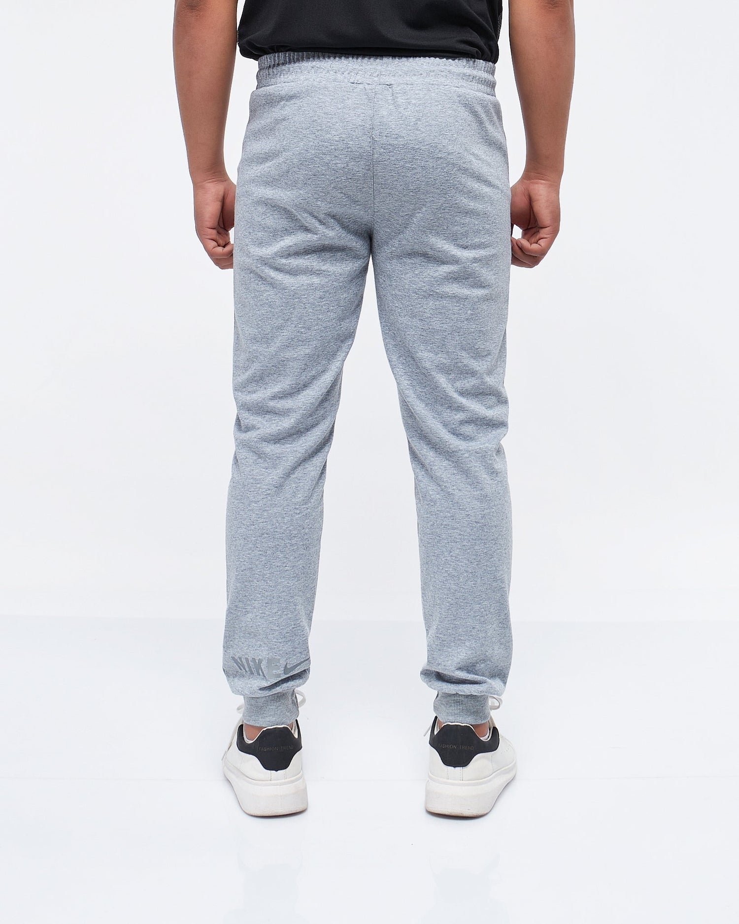 MOI OUTFIT-Small Swooh Printed Men Joggers 15.90