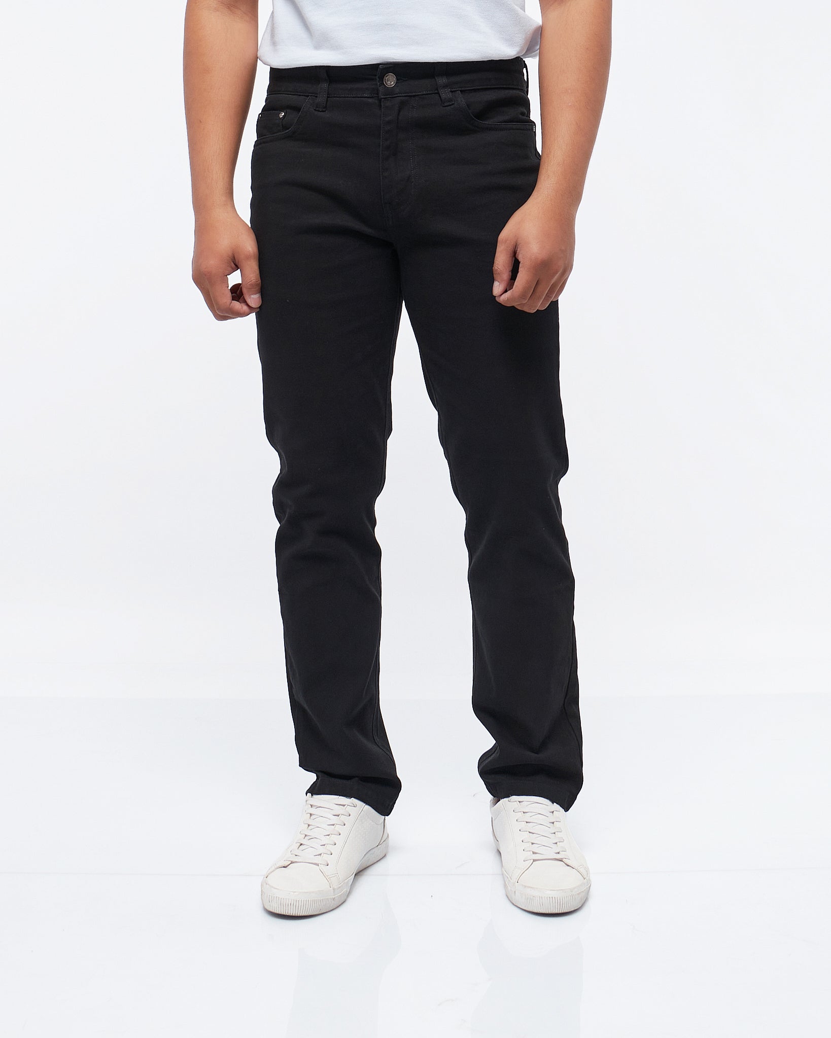 MOI OUTFIT-Soft Stretchy Men Jeans 24.90