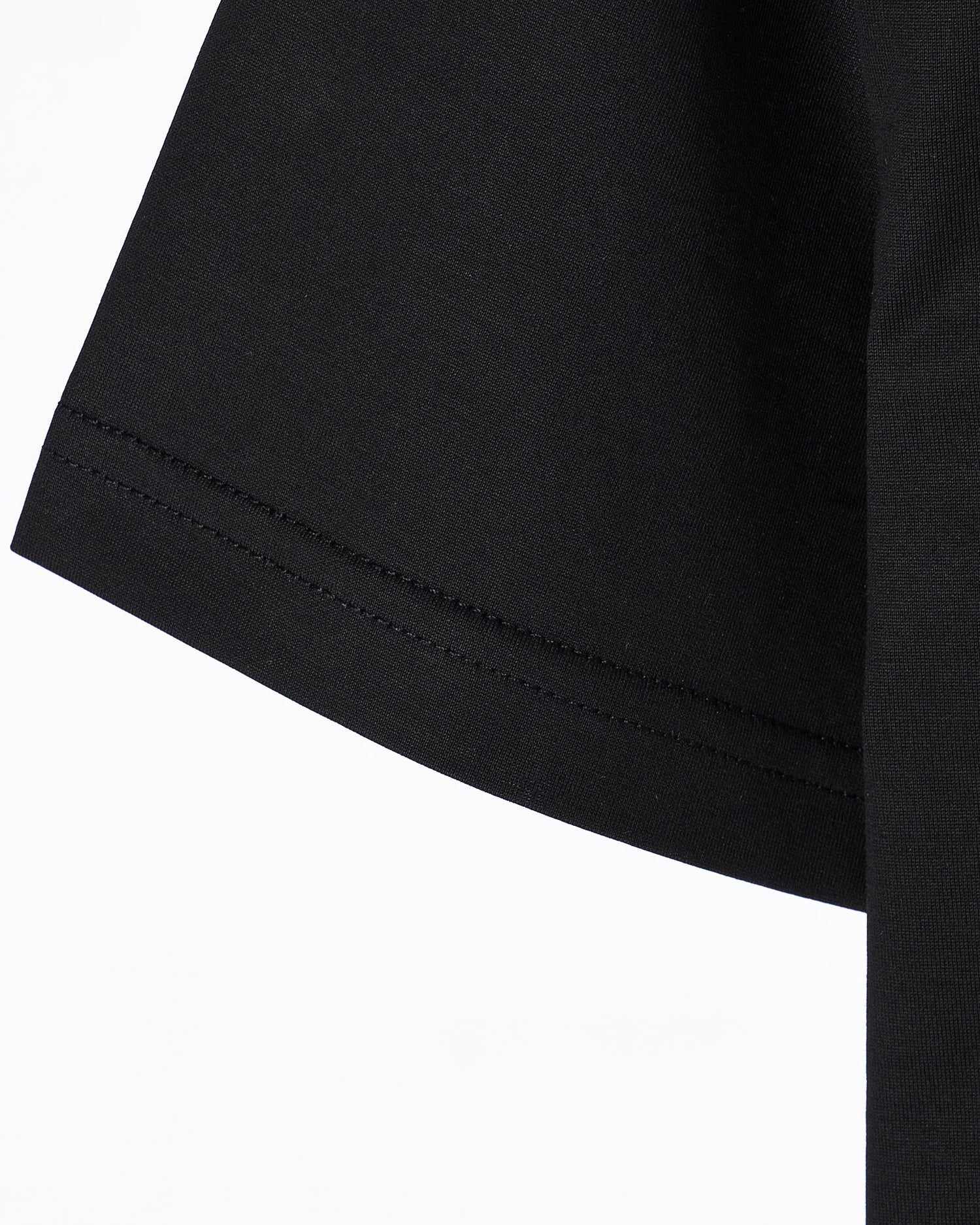 MOI OUTFIT-SR Logo Embroidered Men T-Shirt 64.90