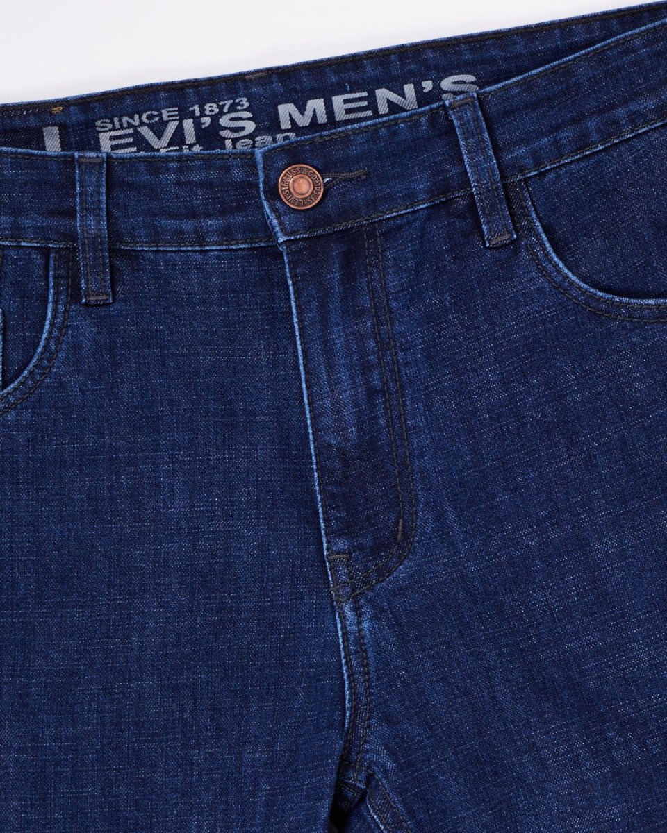 MOI OUTFIT-Straight Fit Men Jeans Over Size 25.90