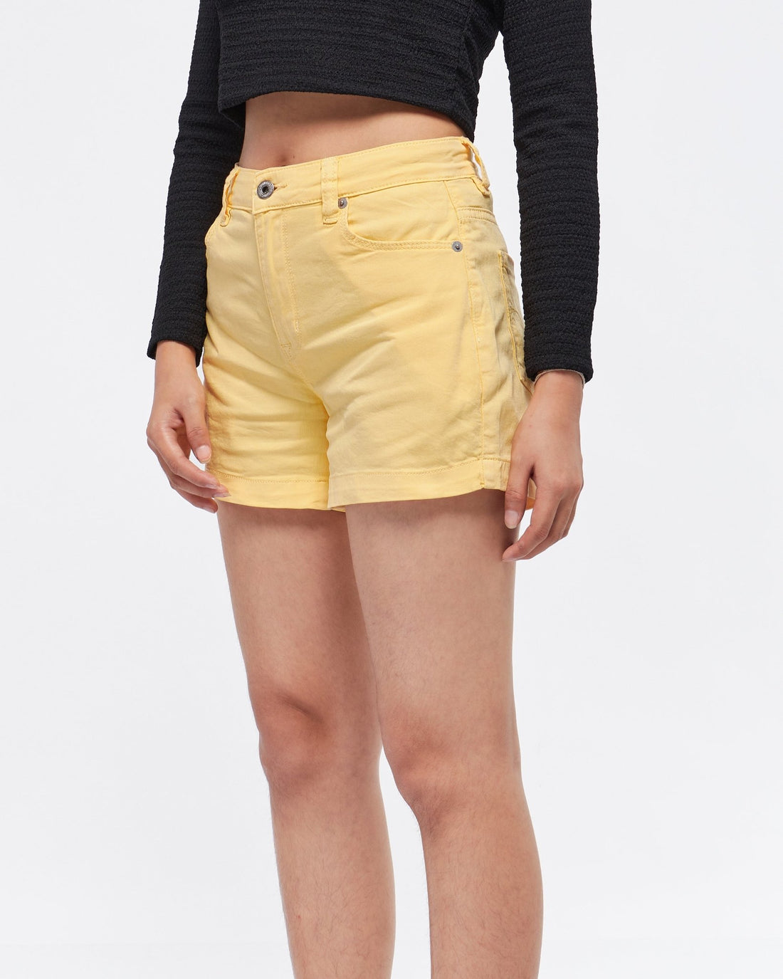 MOI OUTFIT-Stretchy Candy Color Lady Short Jeans 13.90